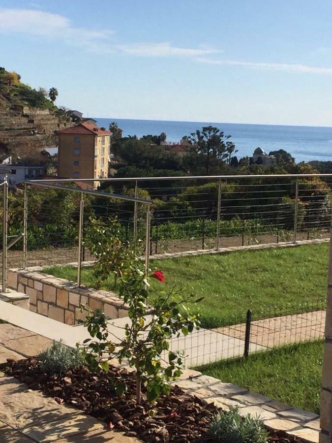 Casaluna Lägenhet Ventimiglia Exteriör bild