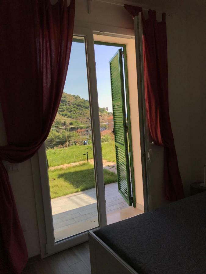Casaluna Lägenhet Ventimiglia Exteriör bild